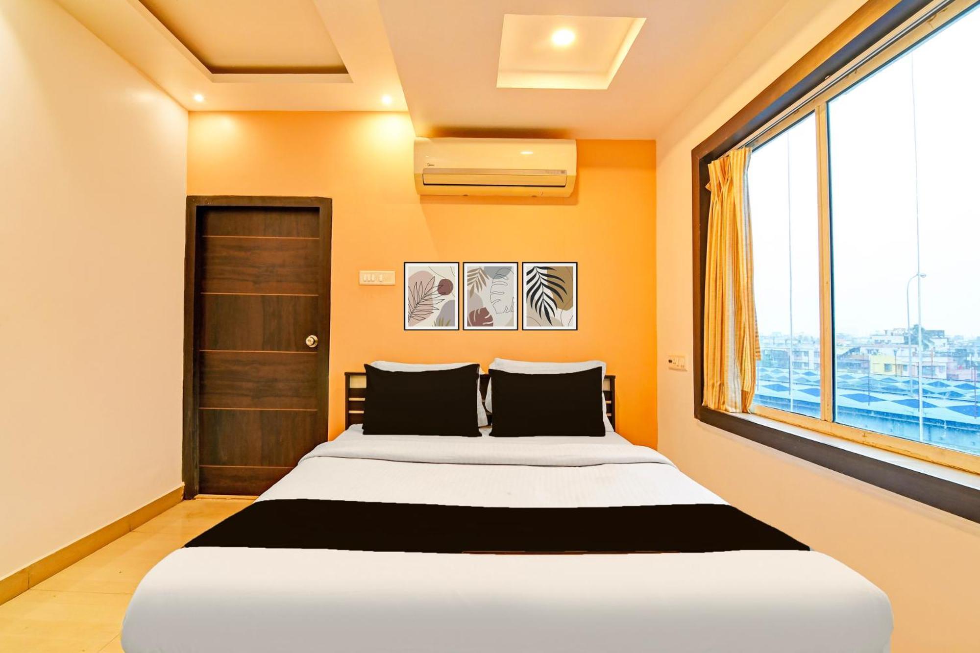 Super Hotel O Baguiati Nager Bazaar Εξωτερικό φωτογραφία