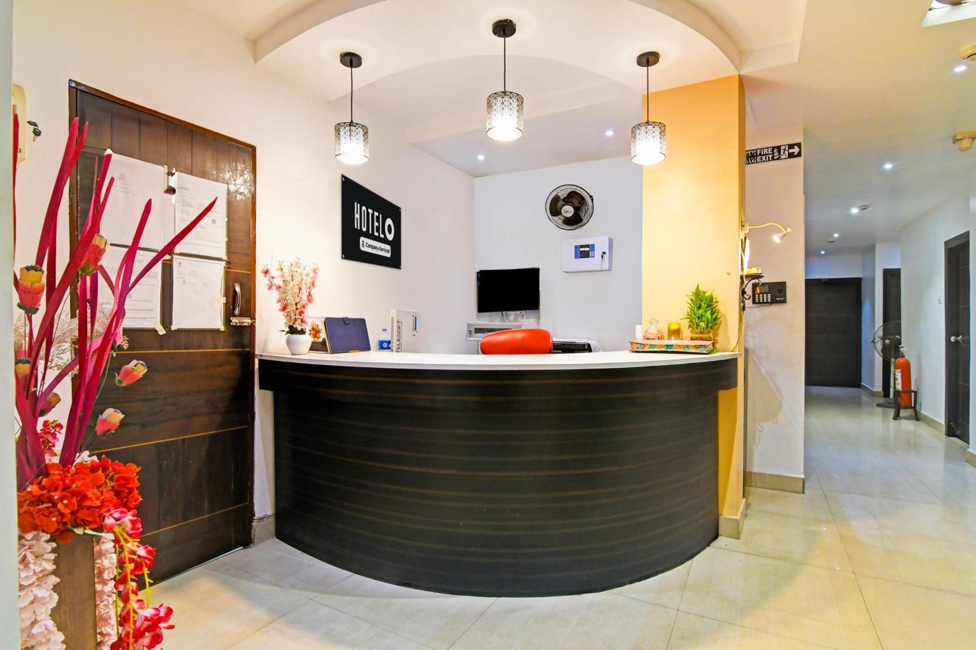 Super Hotel O Baguiati Nager Bazaar Εξωτερικό φωτογραφία