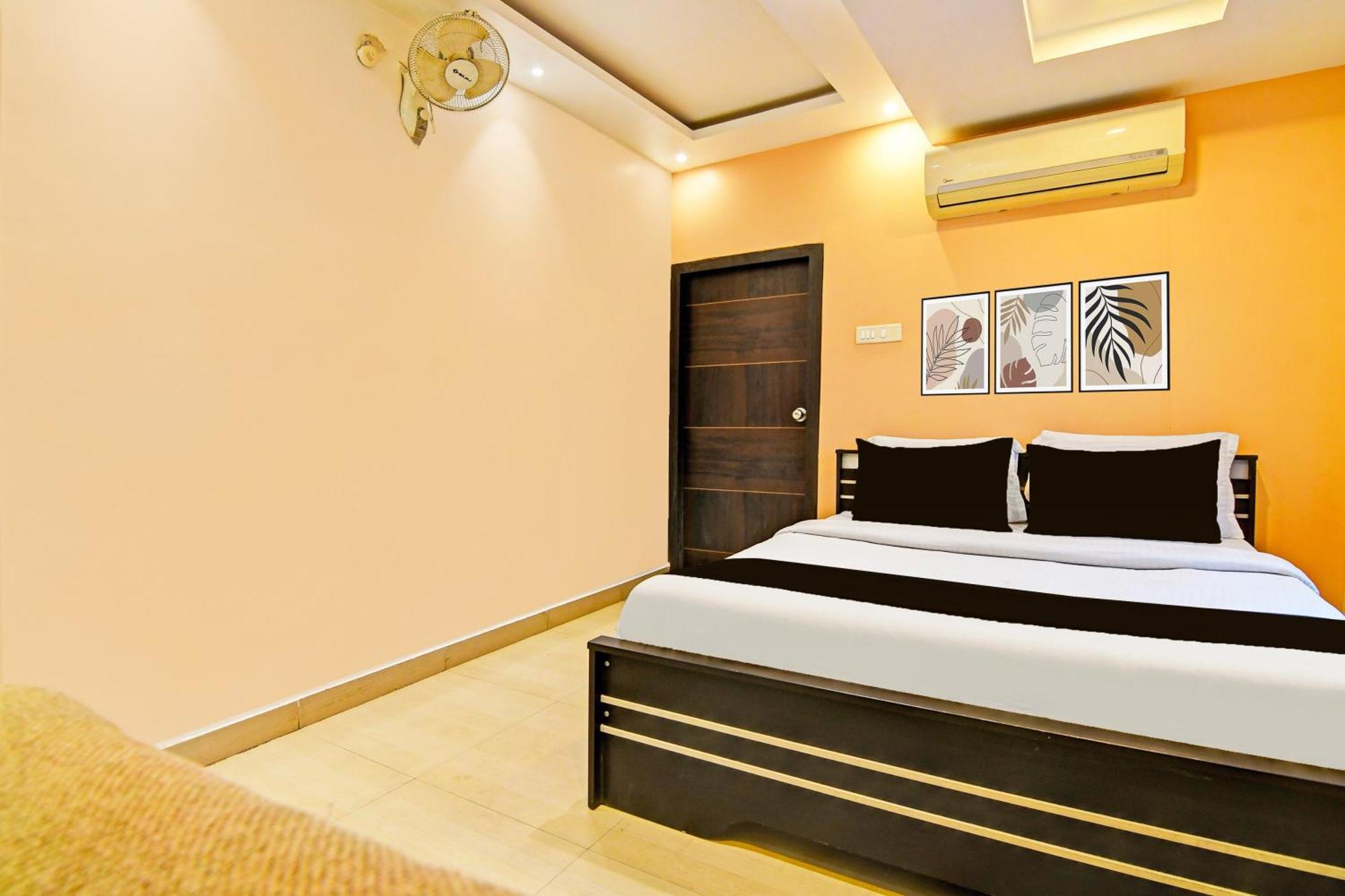 Super Hotel O Baguiati Nager Bazaar Εξωτερικό φωτογραφία